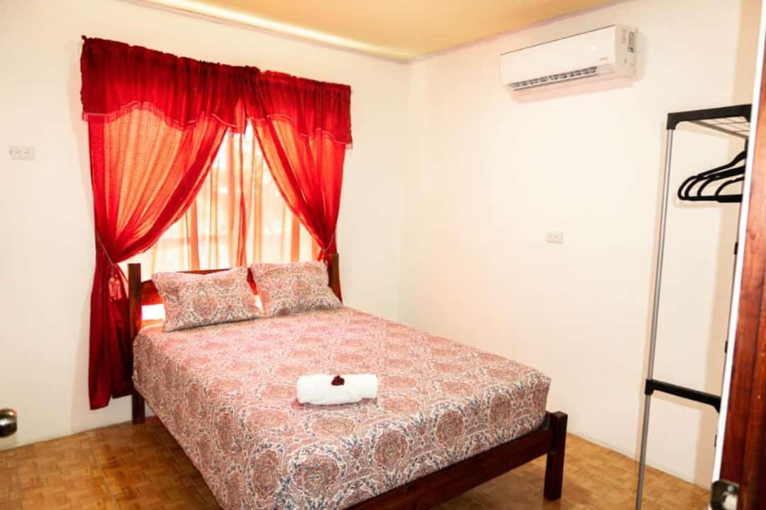 Residencia Las Brisas Griegas Кепос Экстерьер фото